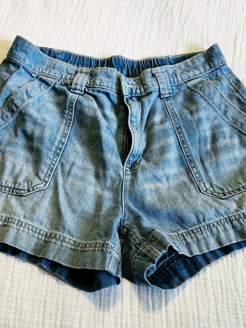 Old Navy Women’s Denim Casual Shorts - Light Blue